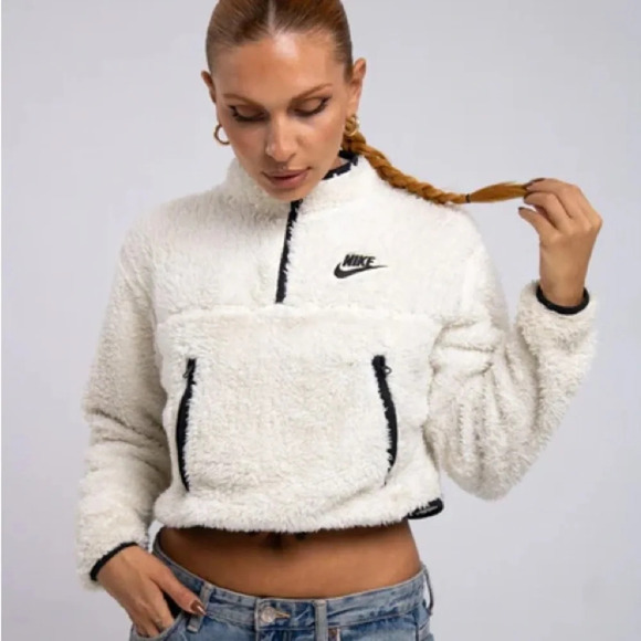 Nike white and black Sherpa Fleece Crop top Size: XL - Picture 1 of 5